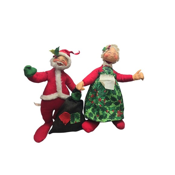1970s Vintage Annalee Mobilite Santa Claus and Mrs Claus